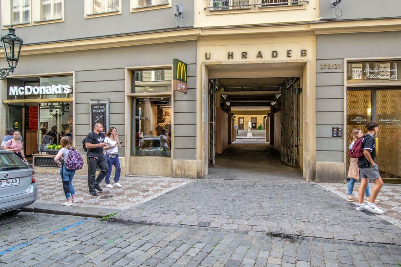 Apartmán Unique Charles Bridge 2bdr Apartment. Praha
